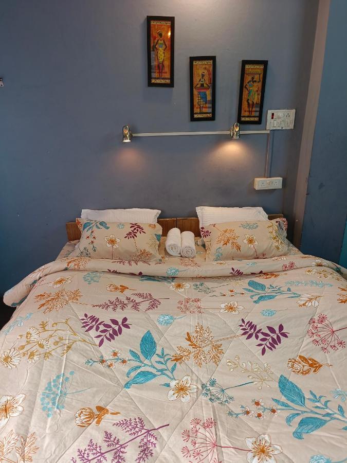 Banaras Rest House Varanasi Eksteriør bilde